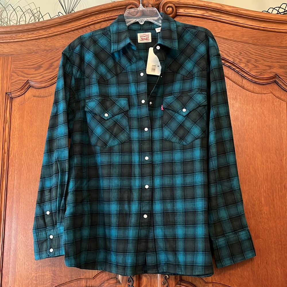 Levi’s Western style shirt. XL